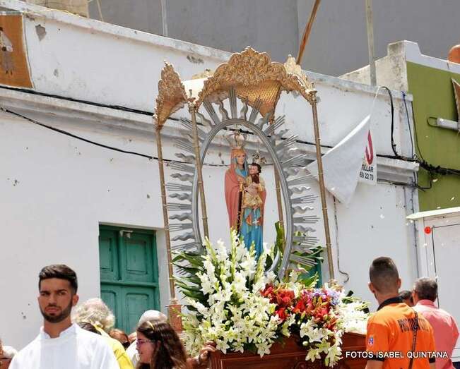 Imagen de archivo de la procesión de Las Nieves de Lomo Magullo (Foto TA)